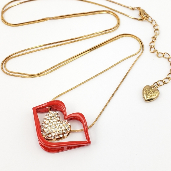 Betsey Johnson Jewelry - Betsey Johnson Lips Heary Pendant Necklace
